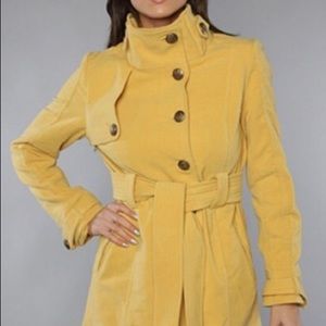 NWT Belted BB Dakota Jacket